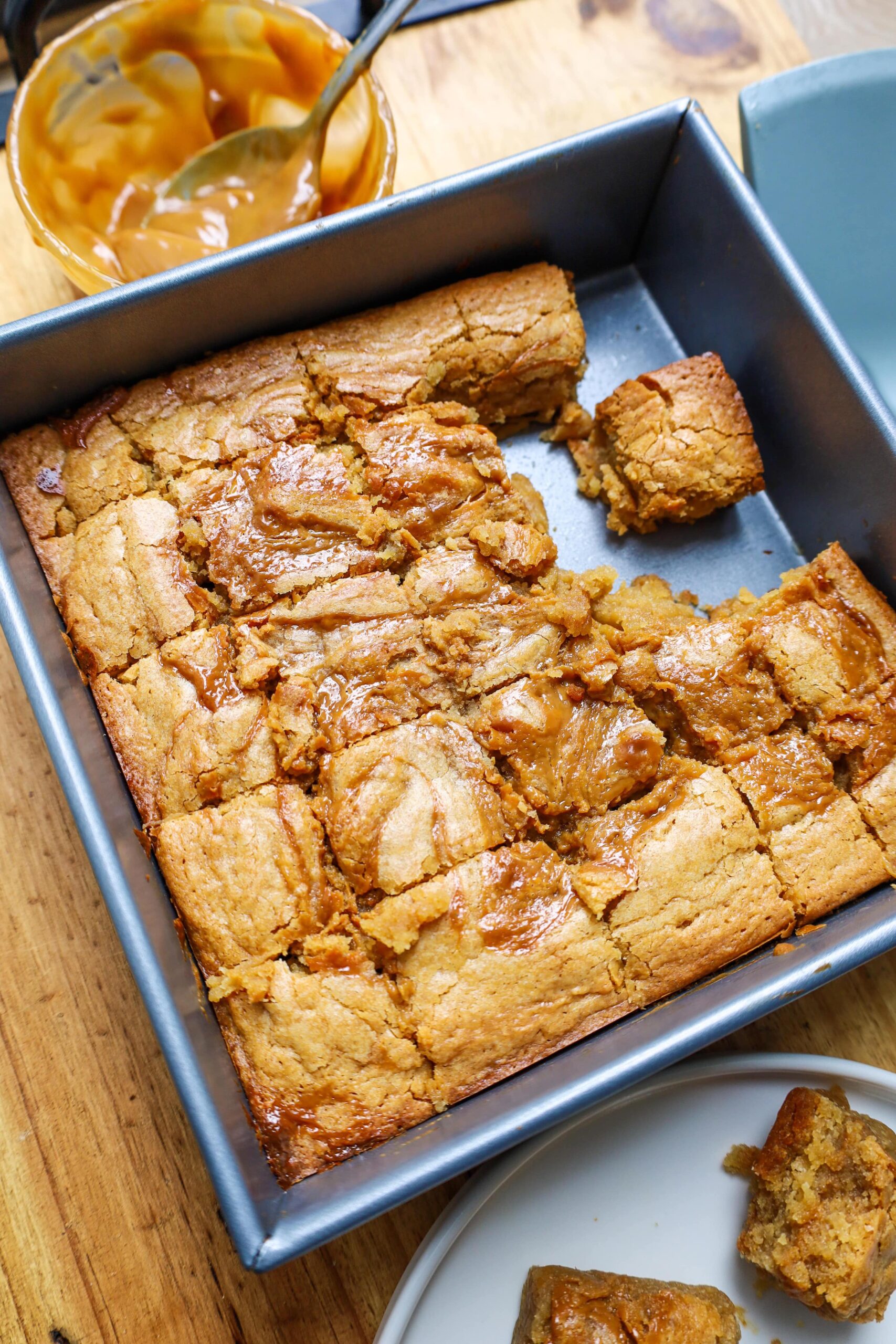 dulce de leche blondies