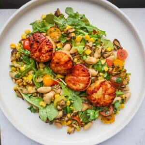 seared scallops with white bean succatosh