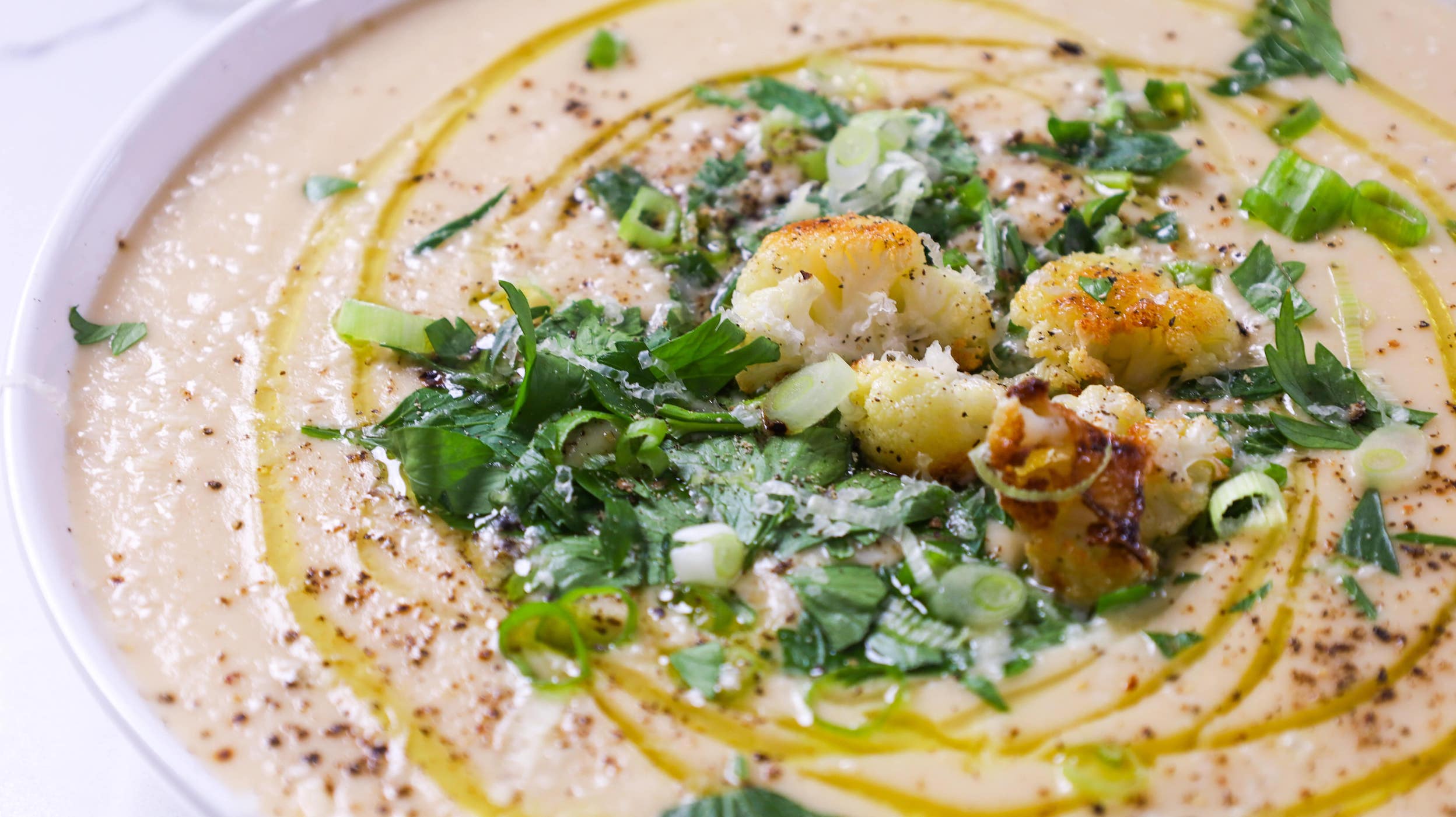 cauliflower leek cheddar soup