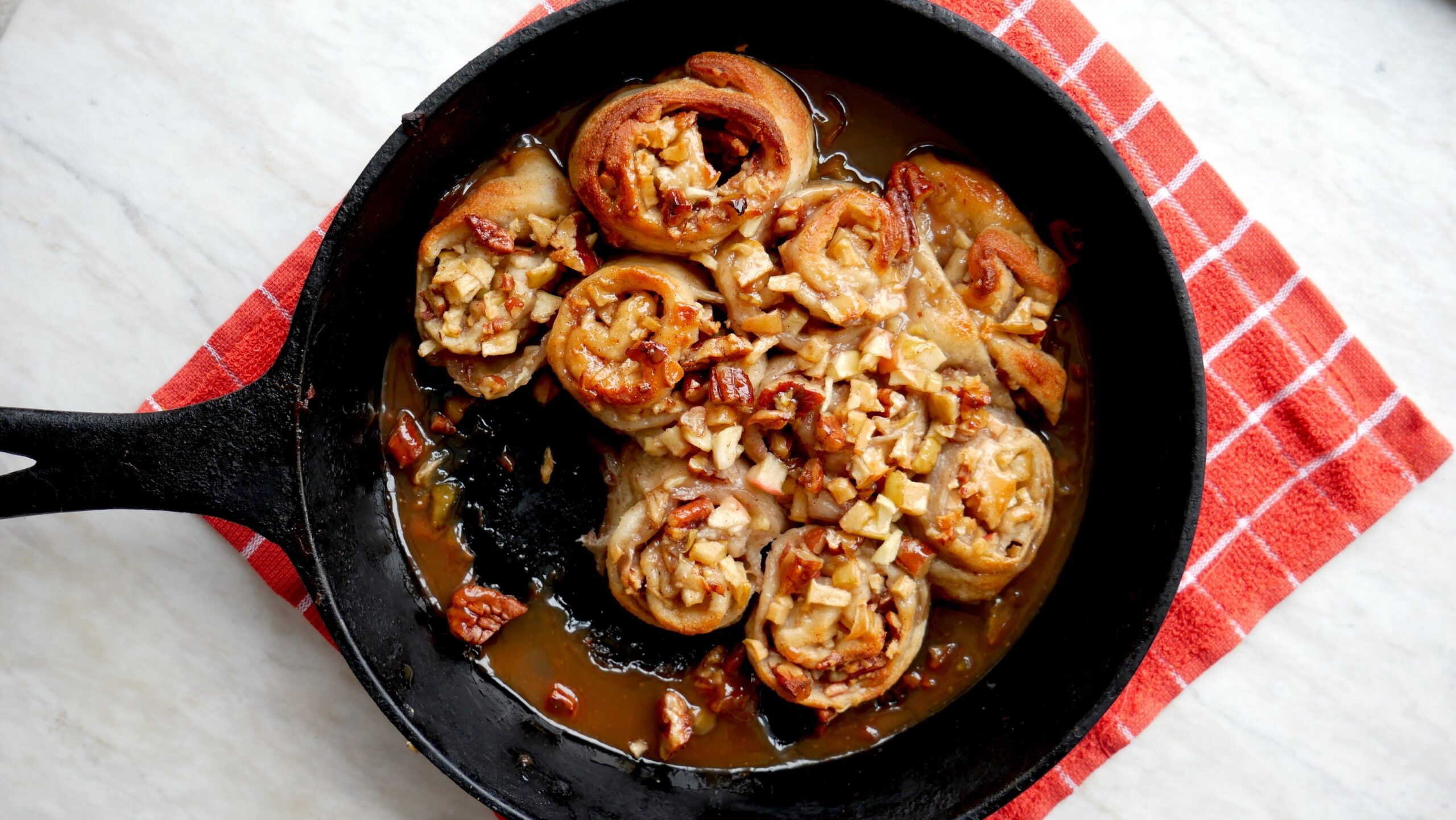 salted caramel apple cinnamon rolls